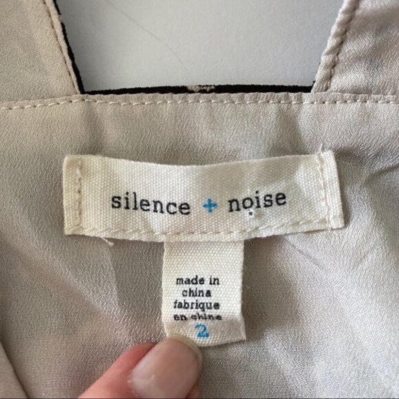 Silence + Noise Lined mini dress with crisscrossed  straps - Picture 6 of 8